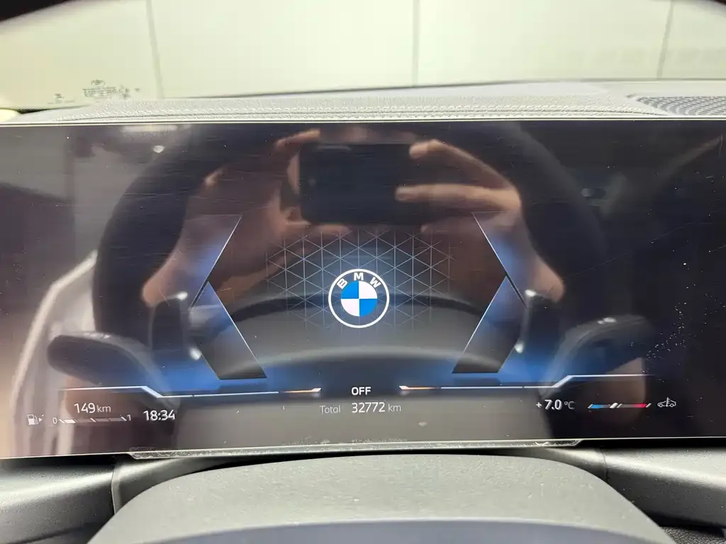 BMW 3 Series 2024 из CN, фото 10