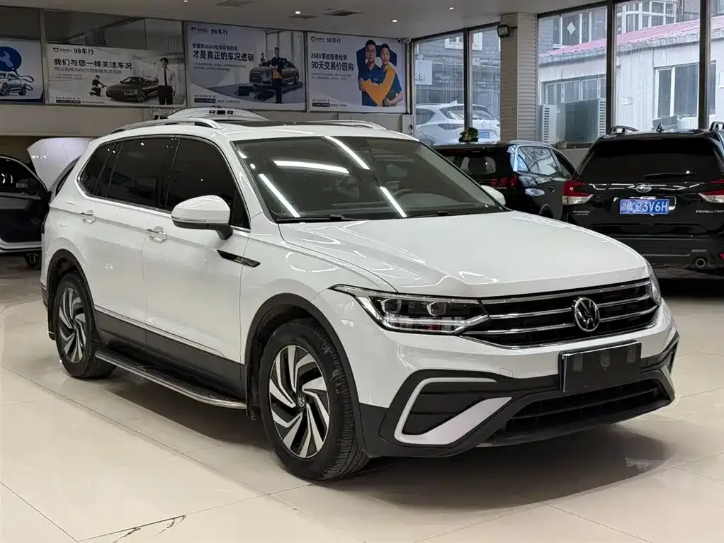 Volkswagen Tiguan L 2023 из CN, фото 5