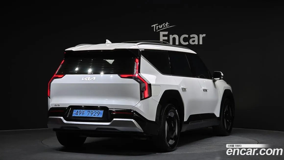 Kia EV9 — фото 3