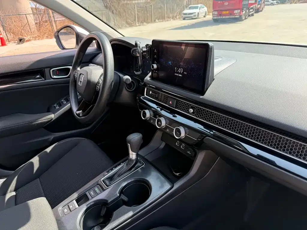 Honda Civic — фото 9