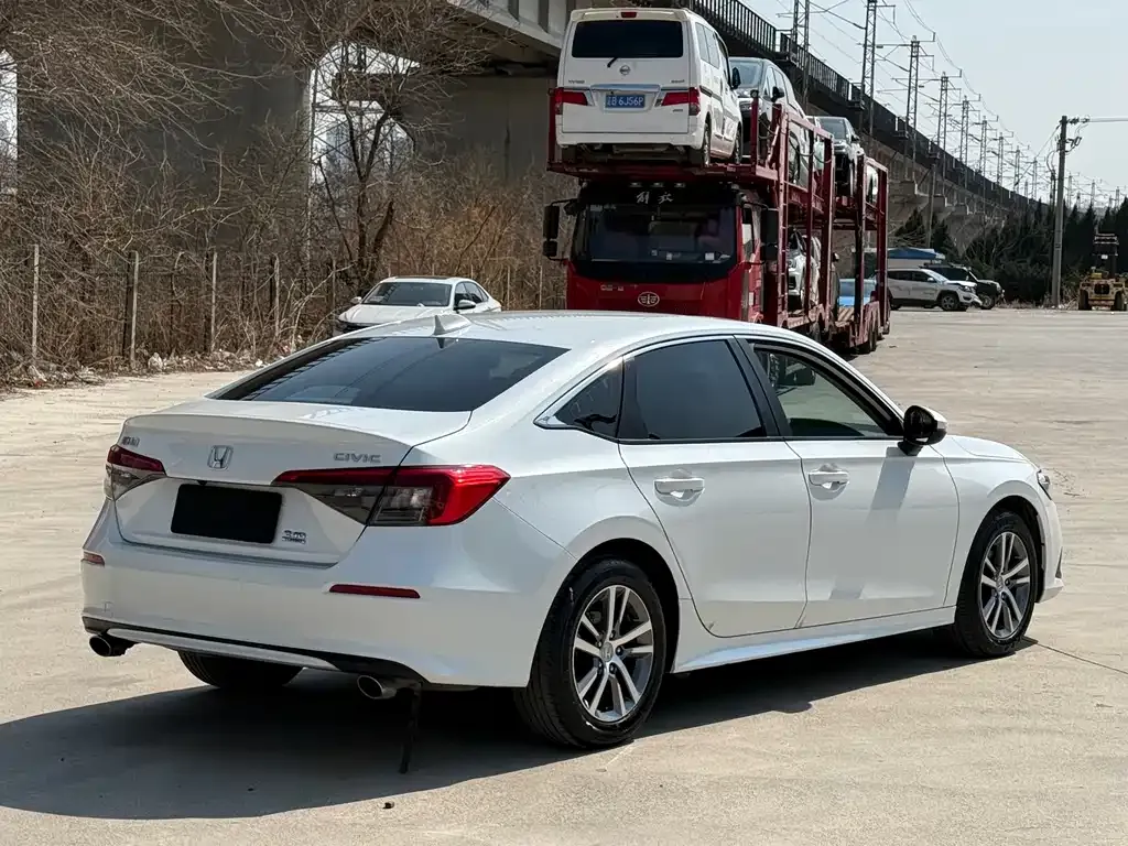 Honda Civic — фото 2