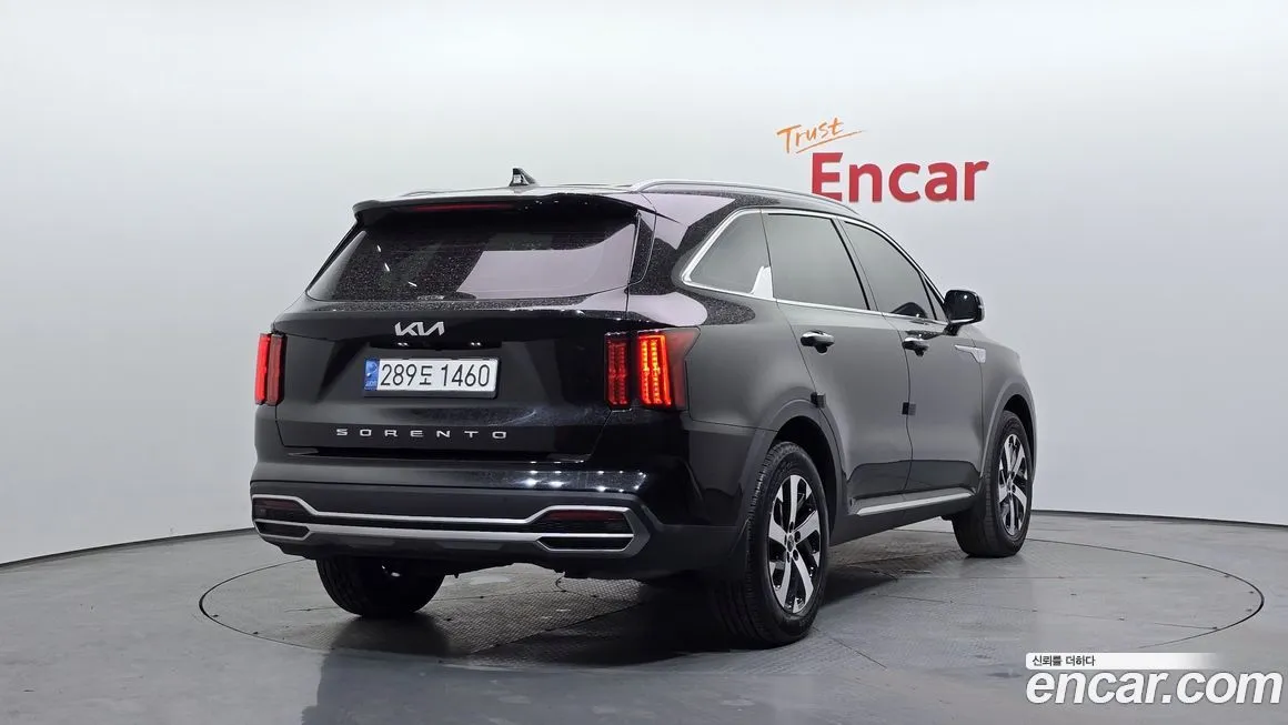 Kia Sorento — фото 7