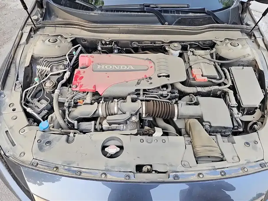 Honda Accord — фото 9