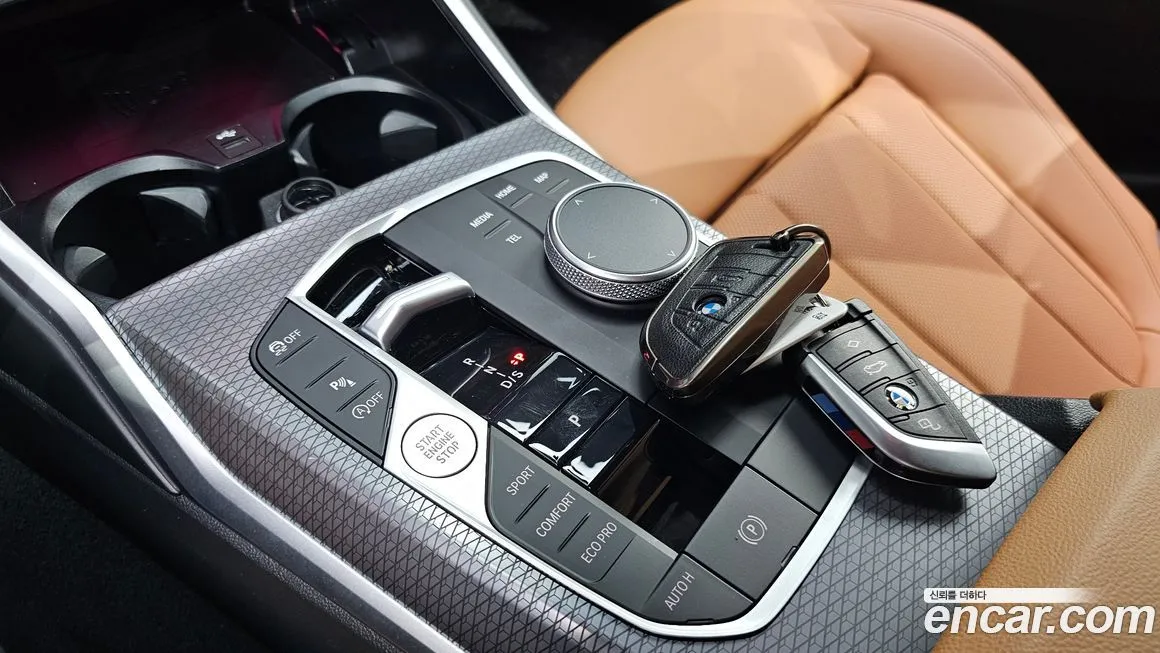 BMW 3-Series 2025 из KR, фото 8
