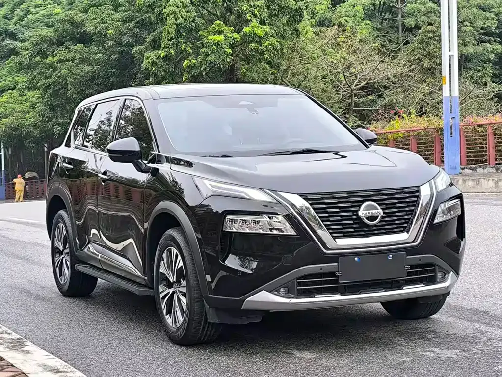 Nissan X-Trail — фото 9