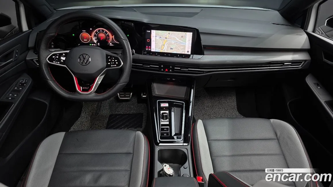 Volkswagen Golf 2024 из KR, фото 7