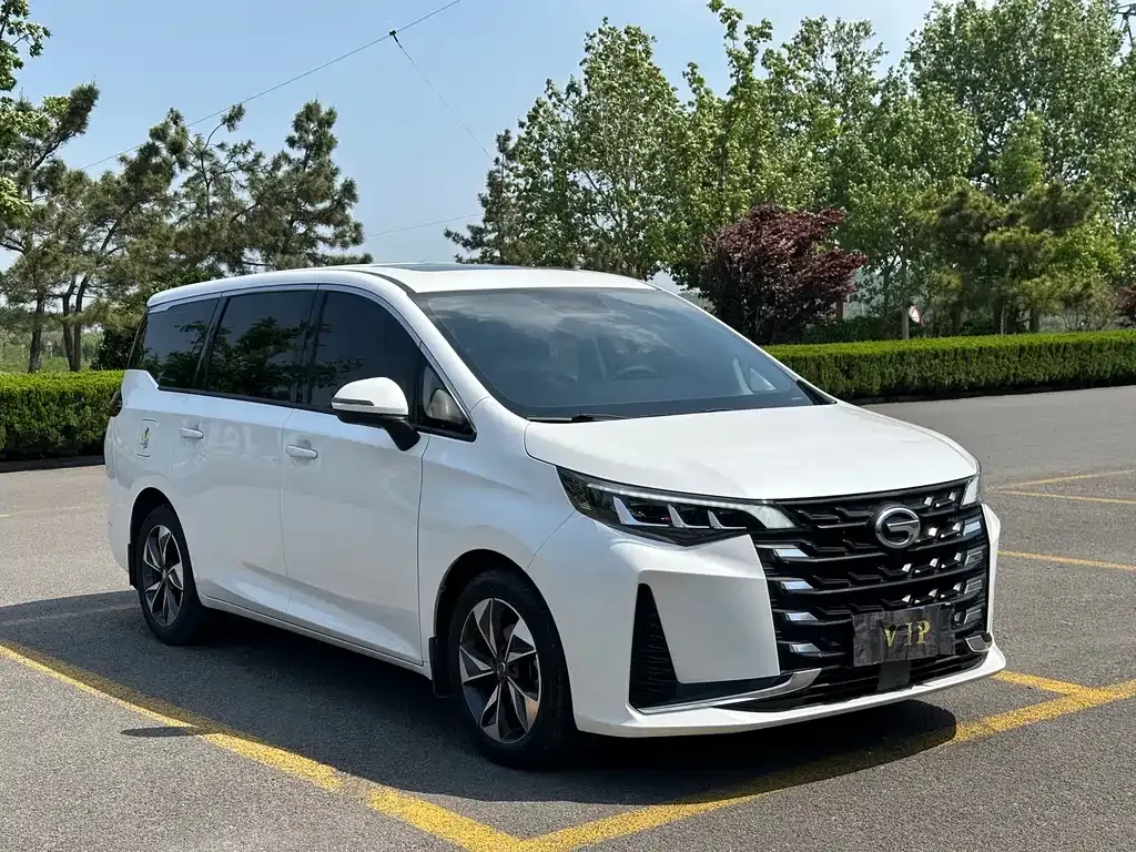 GAC Motor Trumpchi M6 — фото 1