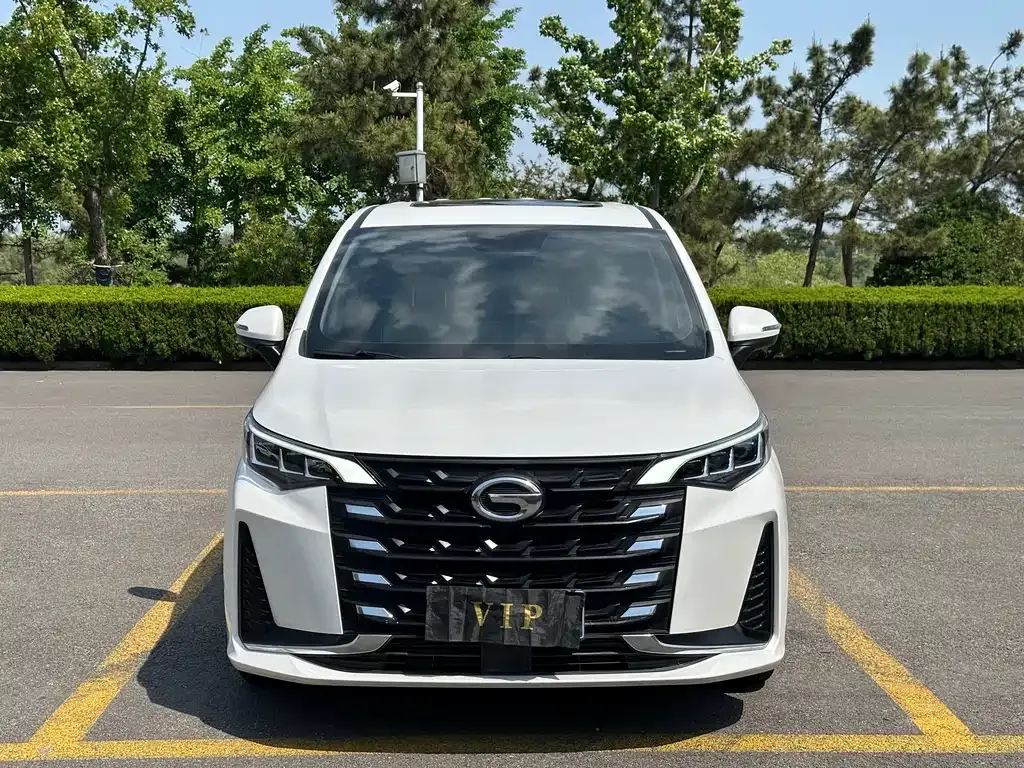 GAC Motor Trumpchi M6 — фото 10