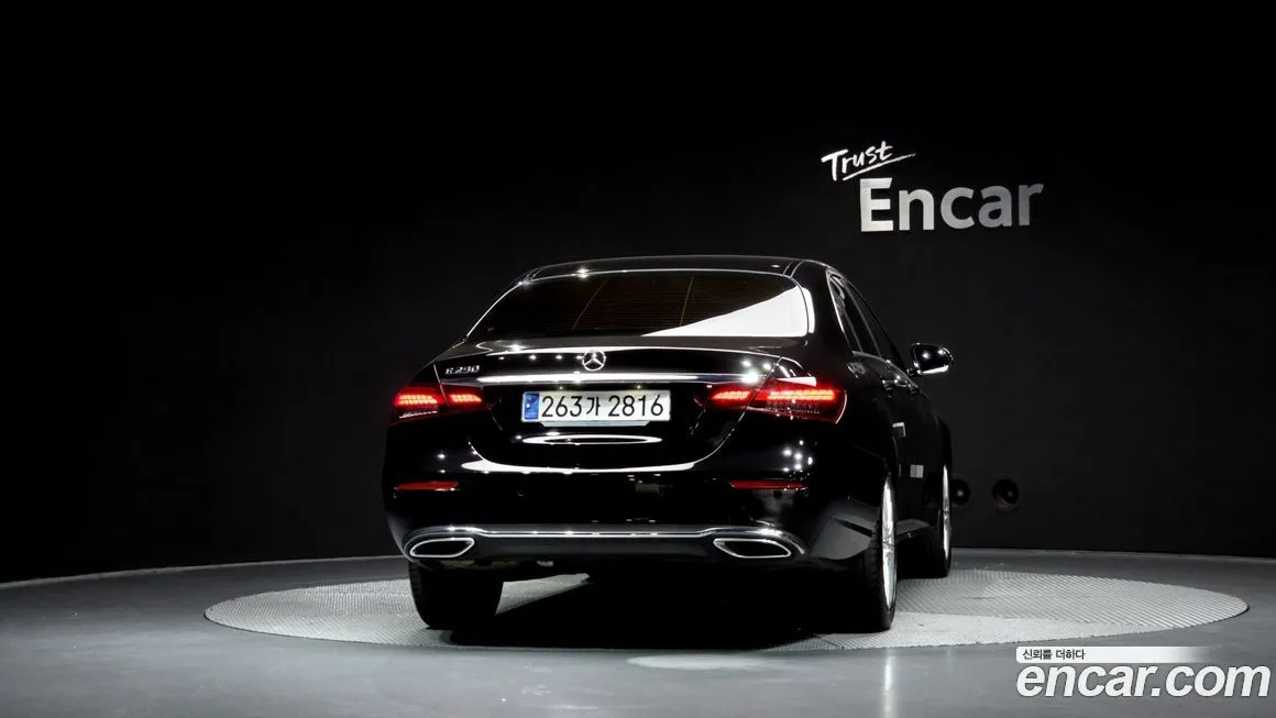 Mercedes-Benz E-Class 2023 из KR, фото 6