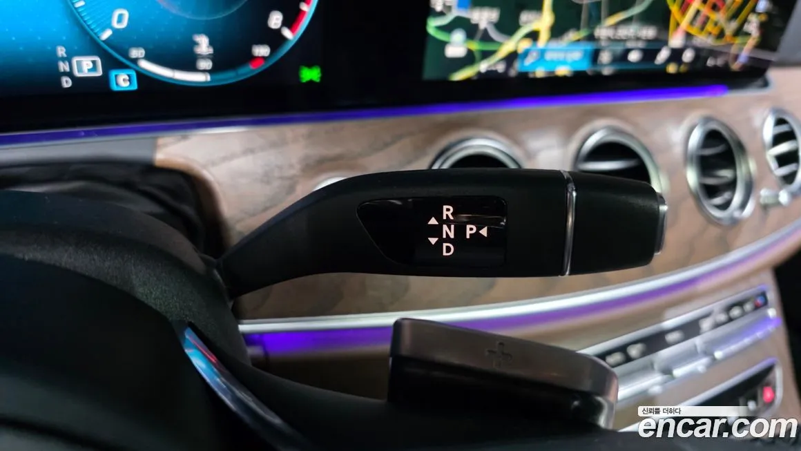 Mercedes-Benz E-Class 2023 из KR, фото 4