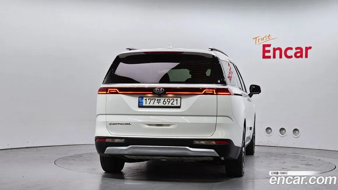 Kia Carnival 2021 из KR, фото 5