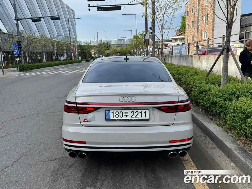 Audi S8 2021 из KR, фото 5