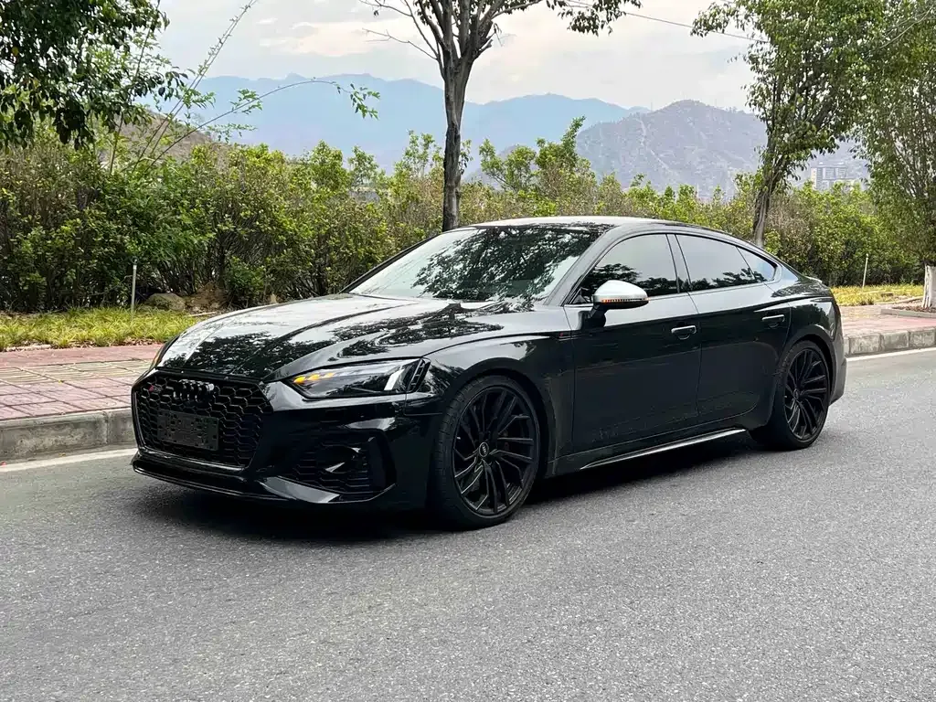 Audi RS 5