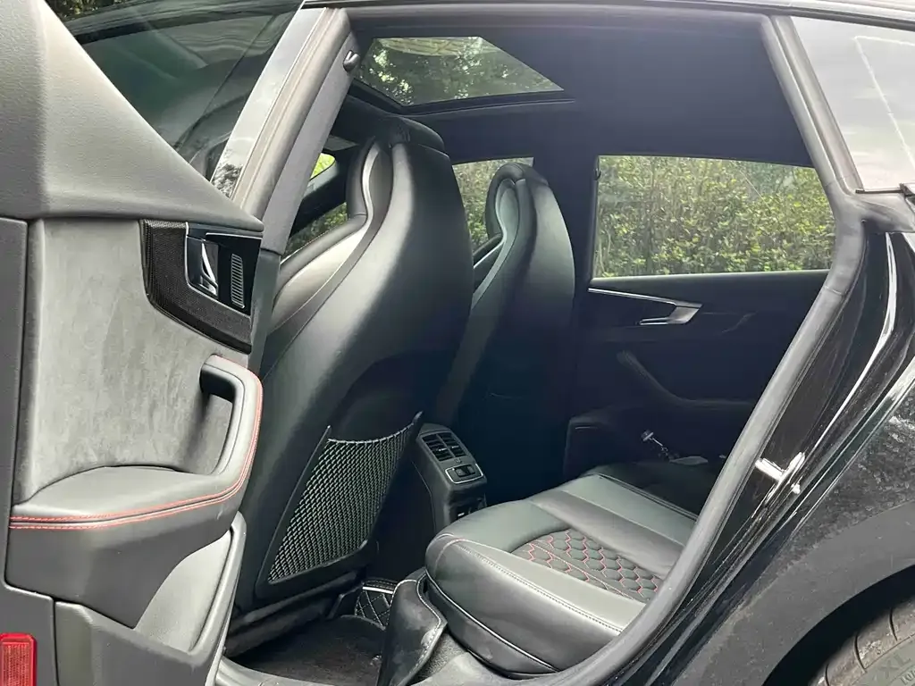 Audi RS 5 2023 из CN, фото 3