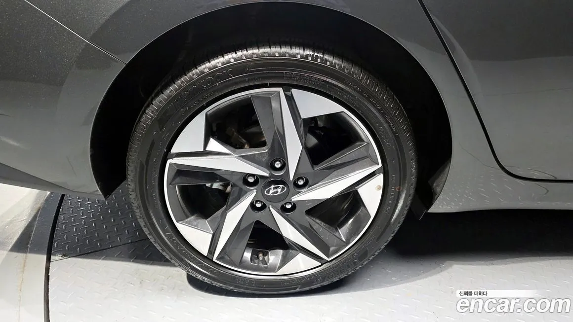 Hyundai AVANTE 2022 из KR, фото 5