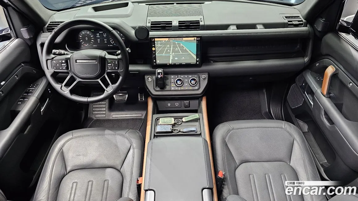 Land Rover Defender 2024 из KR, фото 10
