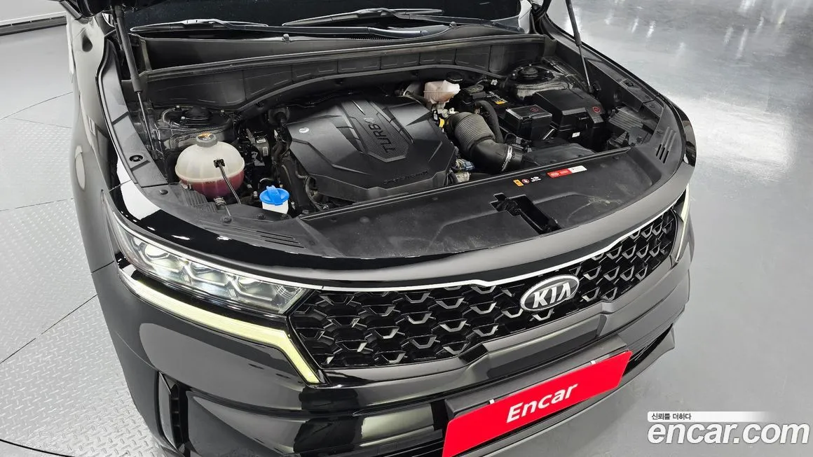 Kia Sorento — фото 6