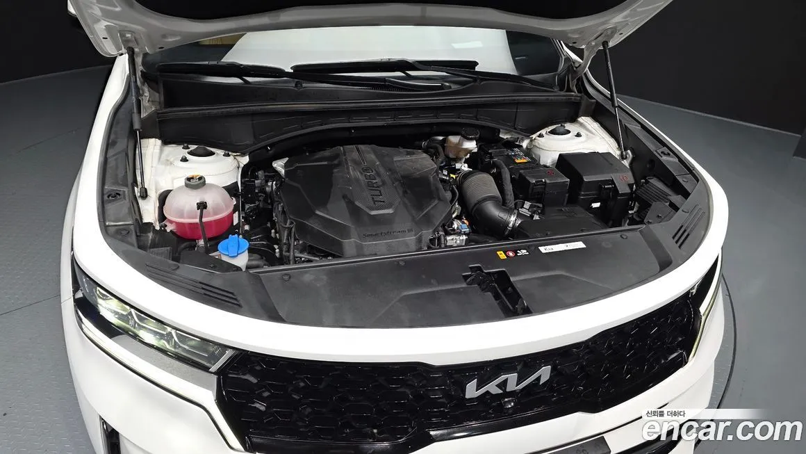 Kia Sorento — фото 8