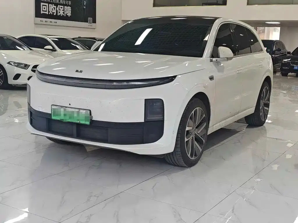 Li Auto L6