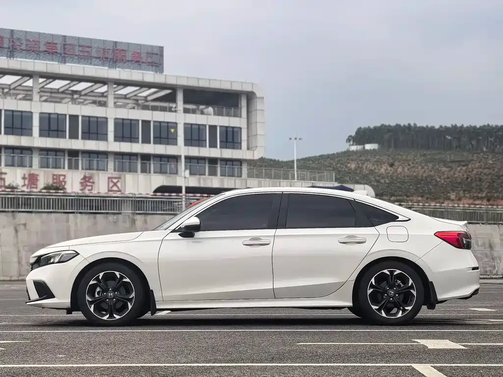 Honda Civic 2022 из CN, фото 9