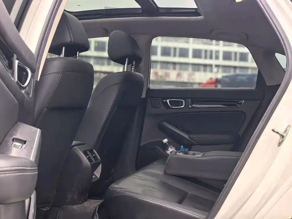 Honda Civic 2022 из CN, фото 2