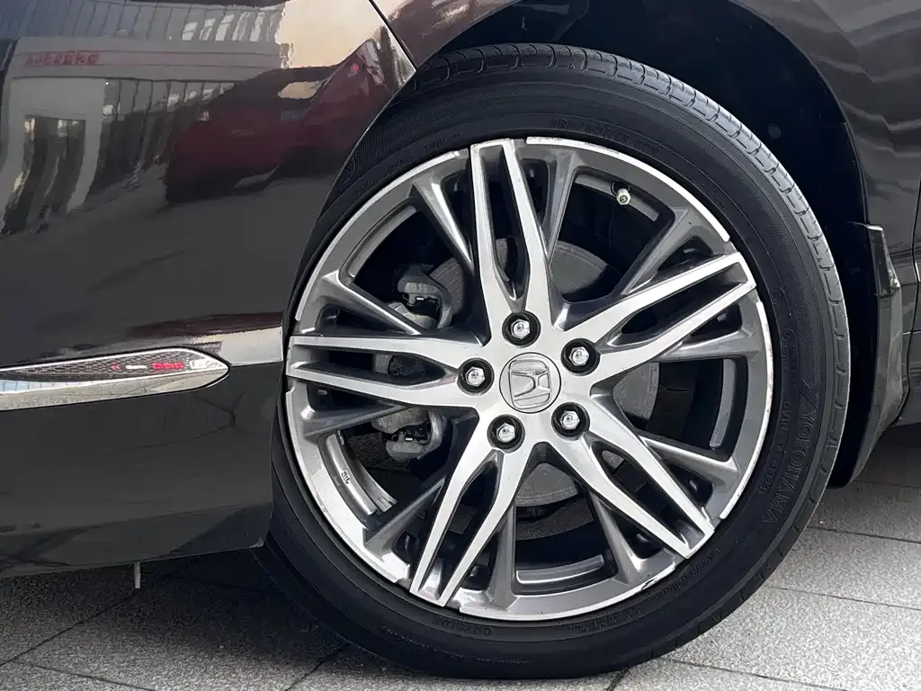 Honda Elysion 2021 из CN, фото 3