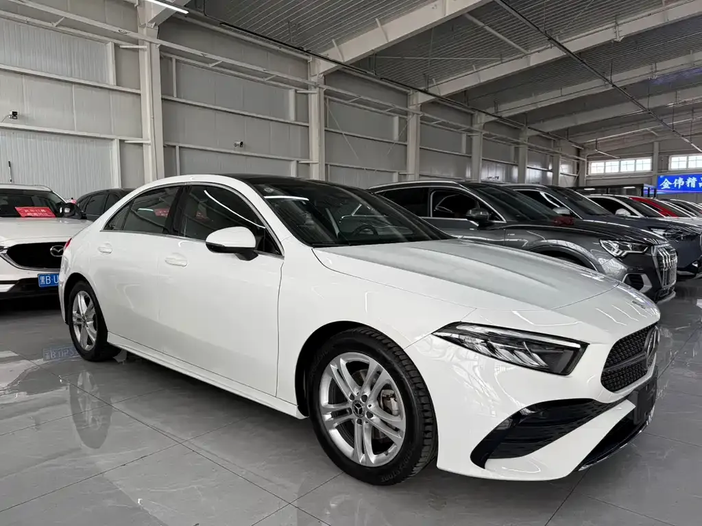 Mercedes-Benz A-Class 2023 из CN, фото 6