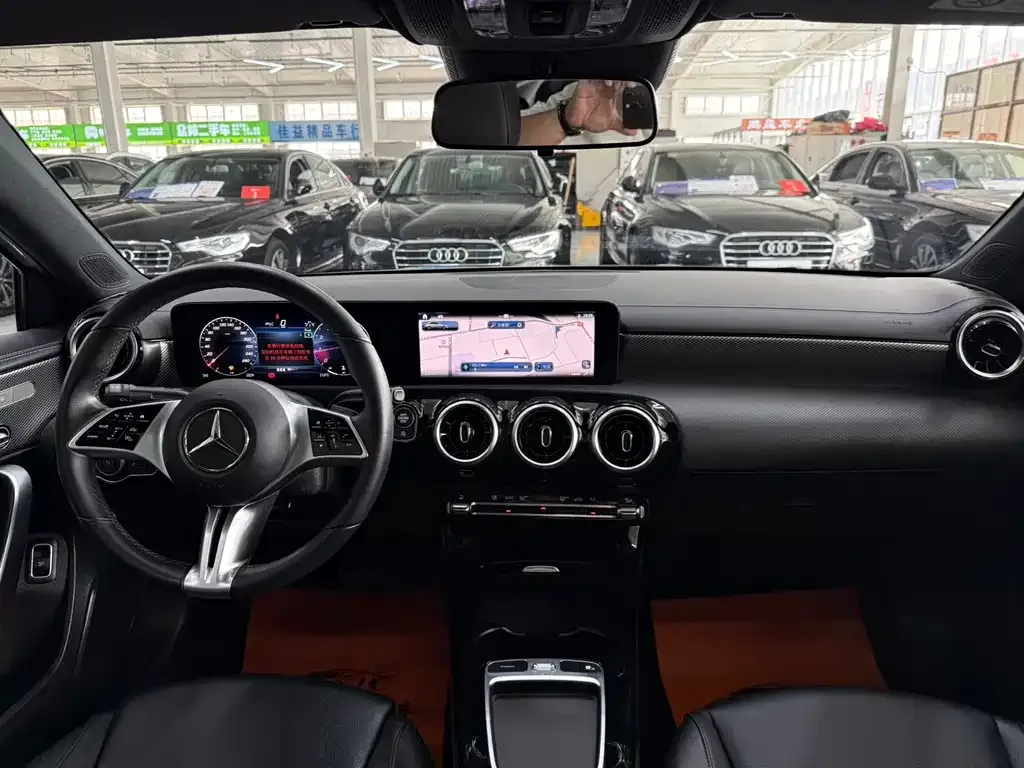 Mercedes-Benz A-Class 2023 из CN, фото 5