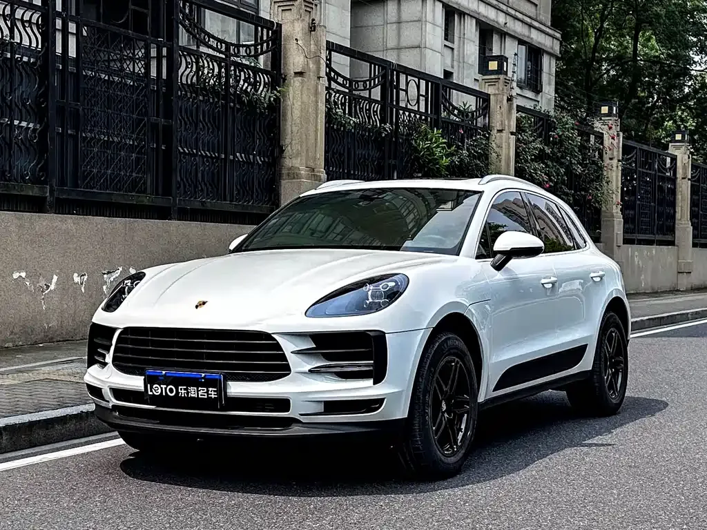 Porsche Macan — фото 1