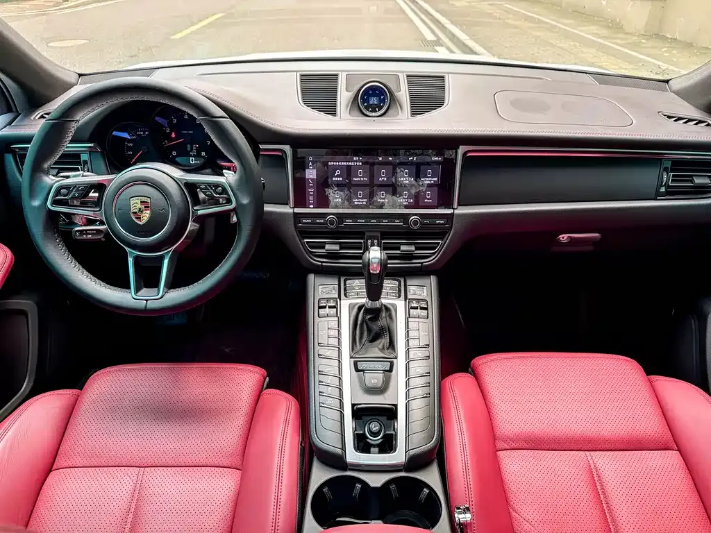 Porsche Macan — фото 4