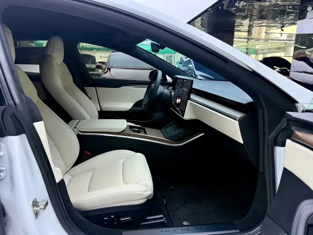 Tesla Model S 2023 из CN, фото 6