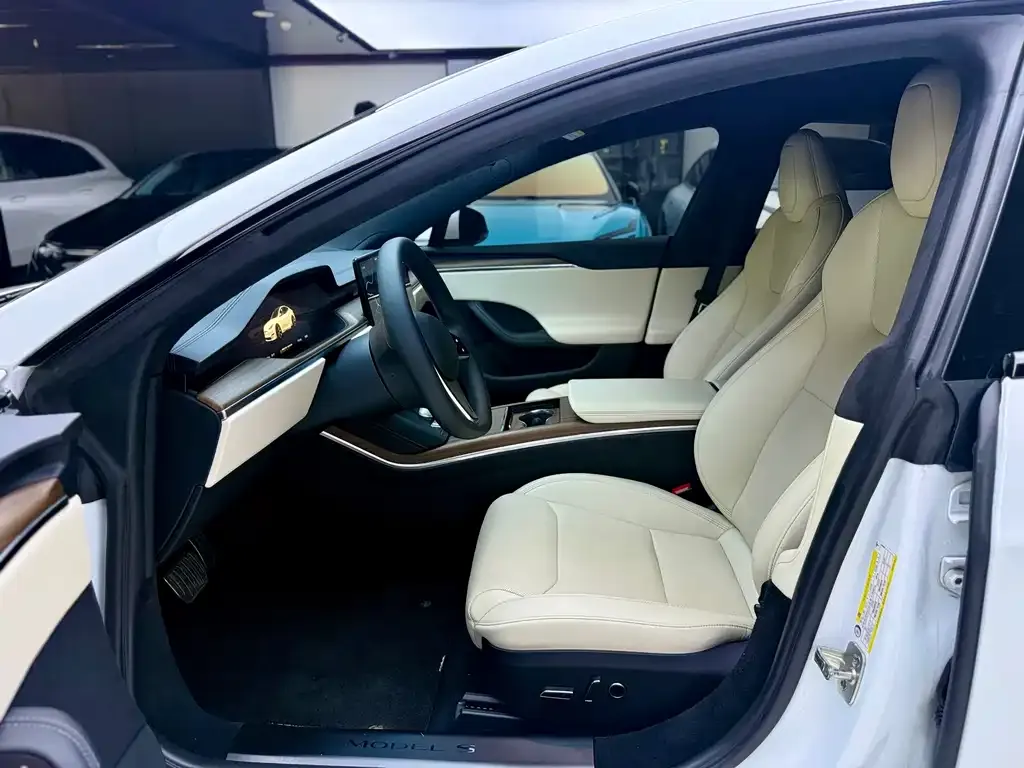 Tesla Model S 2023 из CN, фото 8