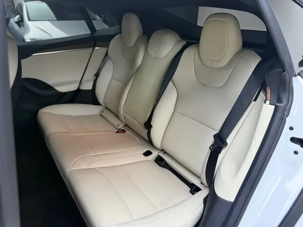 Tesla Model S 2023 из CN, фото 4