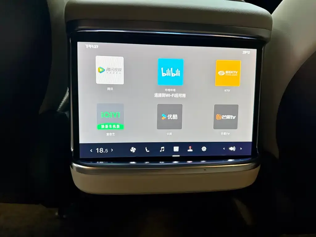 Tesla Model S 2023 из CN, фото 2