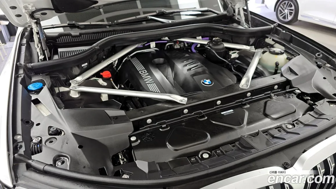 BMW X7 2025 из KR, фото 8