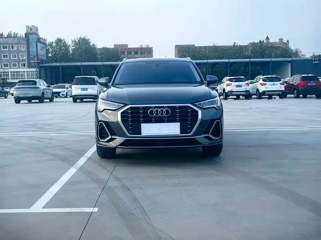 Audi Q3 — фото 4