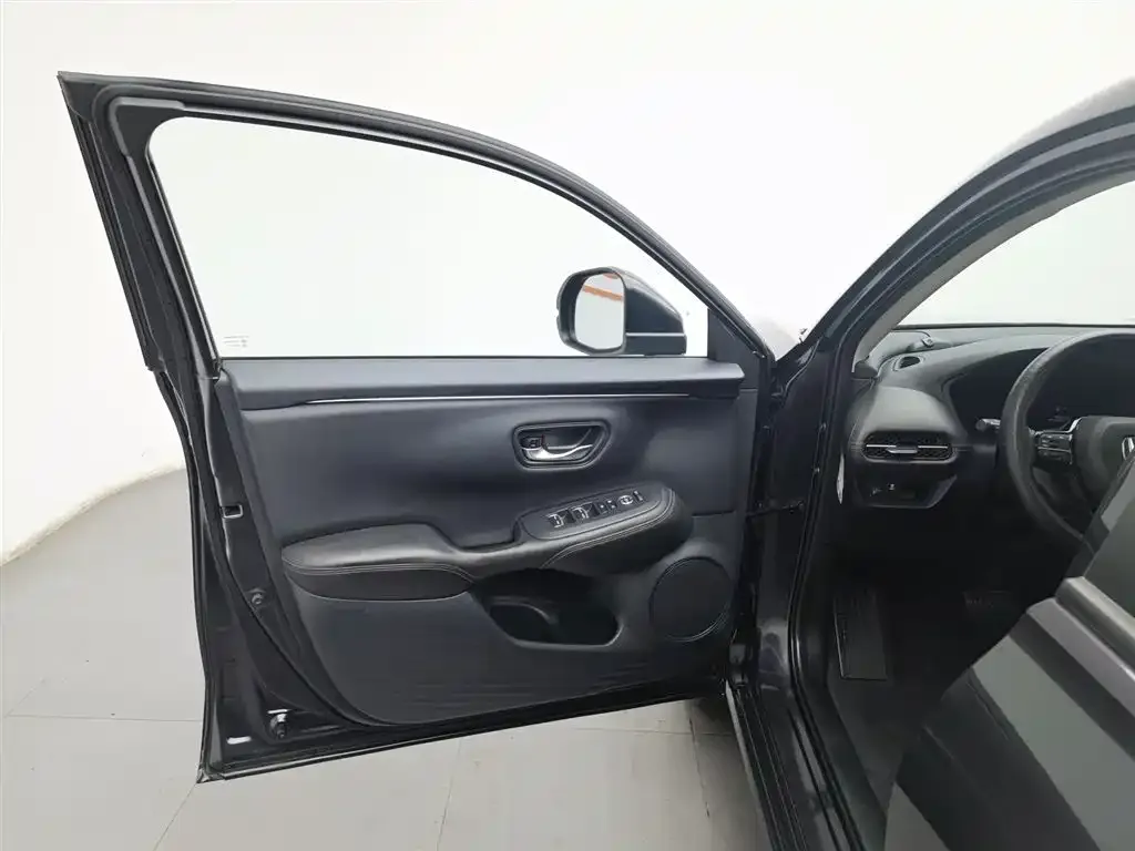Honda ZR-V 2023 из CN, фото 3