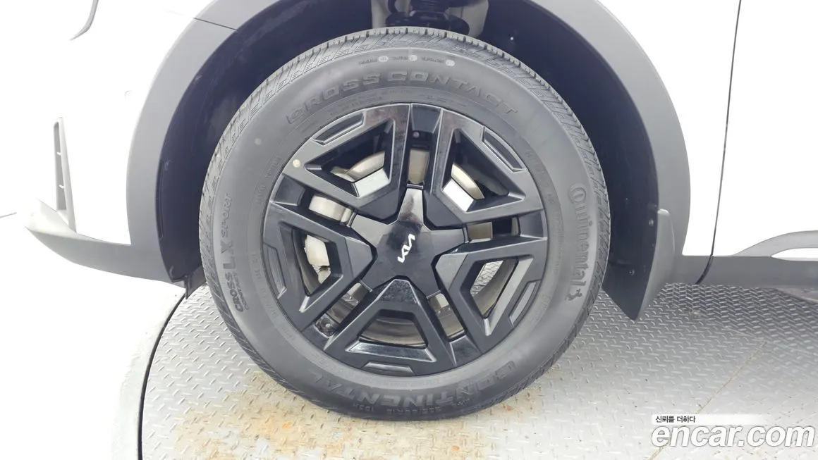 Kia Sorento — фото 7