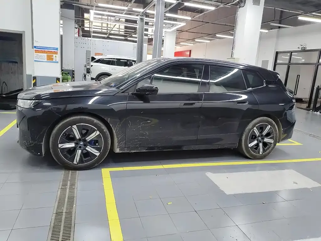BMW iX 2023 из CN, фото 7