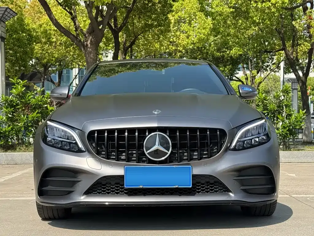 Mercedes-Benz C-Class — фото 1