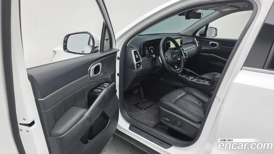 Kia Sorento — фото 6