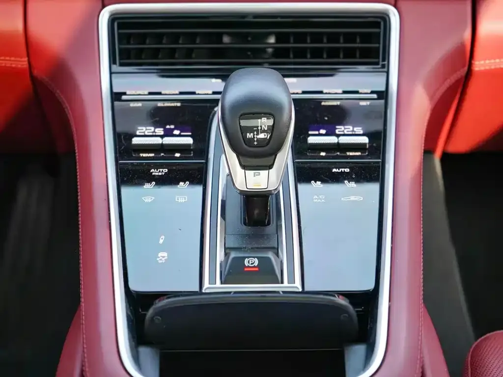 Porsche Panamera 2023 из CN, фото 3