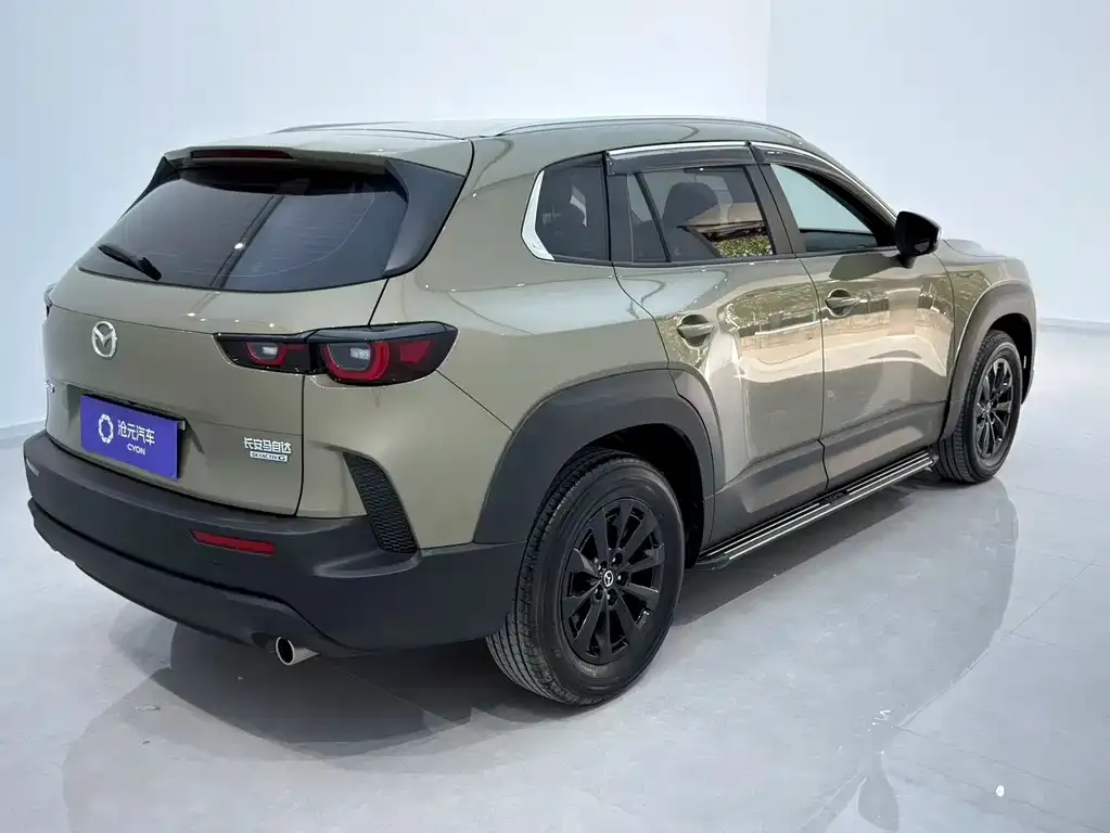 Mazda CX-50 2023 из CN, фото 4