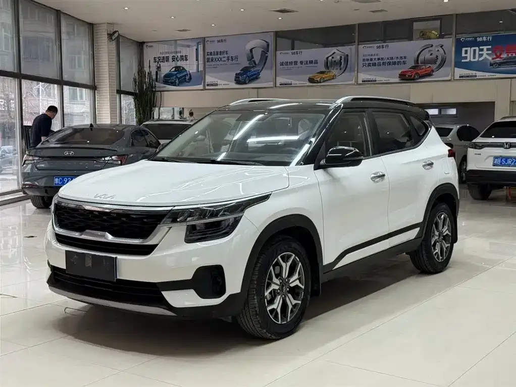 Kia KX3 2022 из CN, фото 1