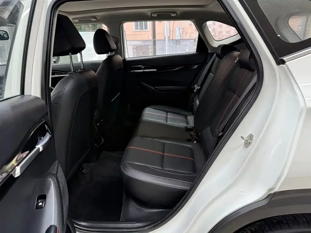 Kia KX3 2022 из CN, фото 3