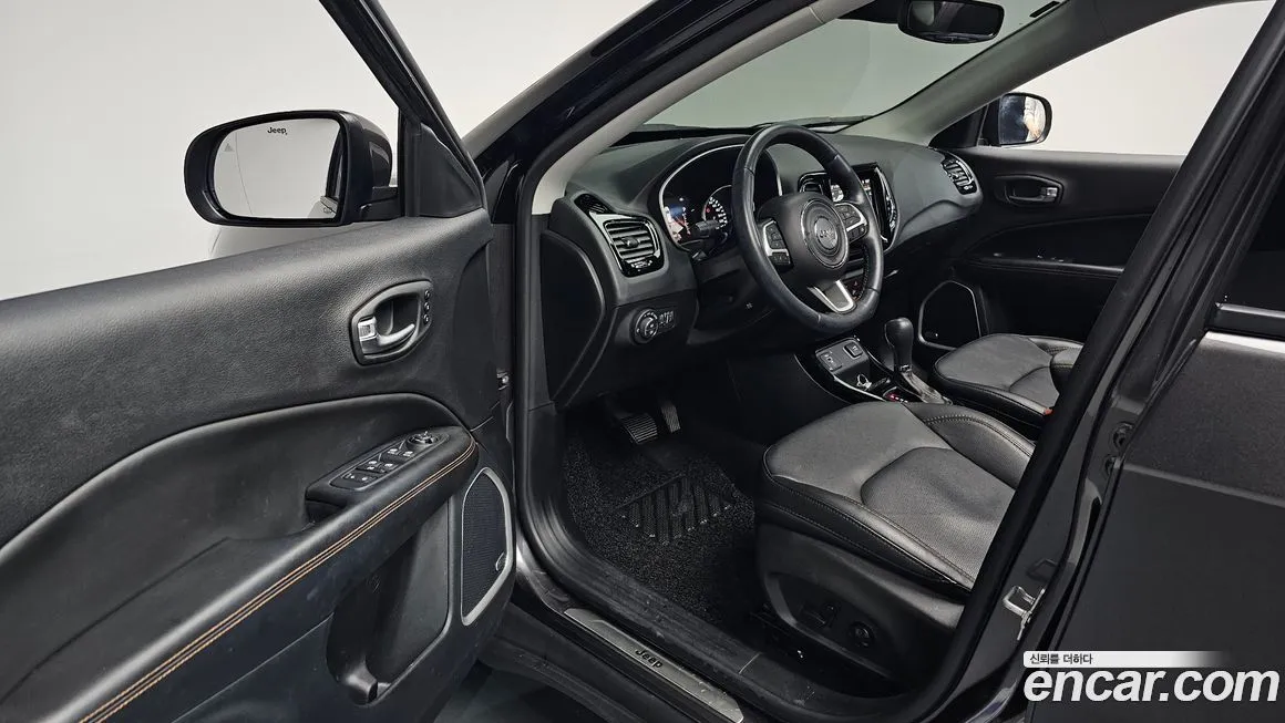 Jeep Compass 2021 из KR, фото 9