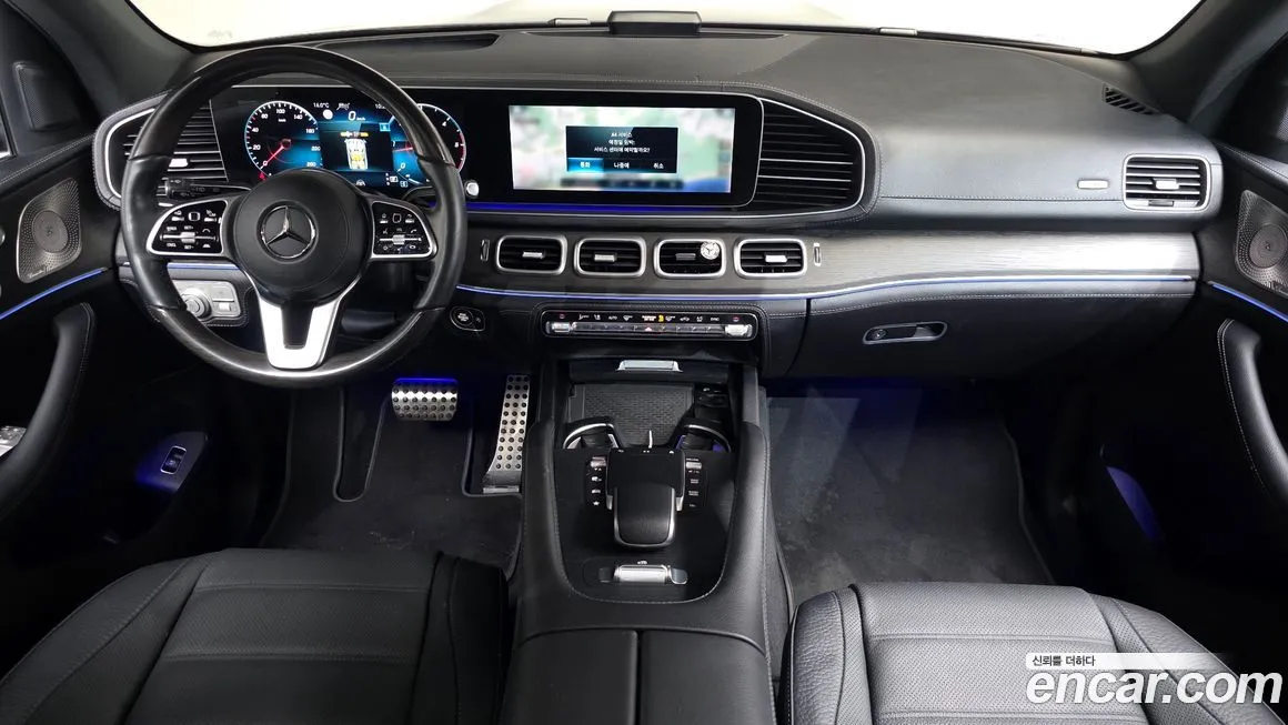 Mercedes-Benz GLS-Class — фото 7