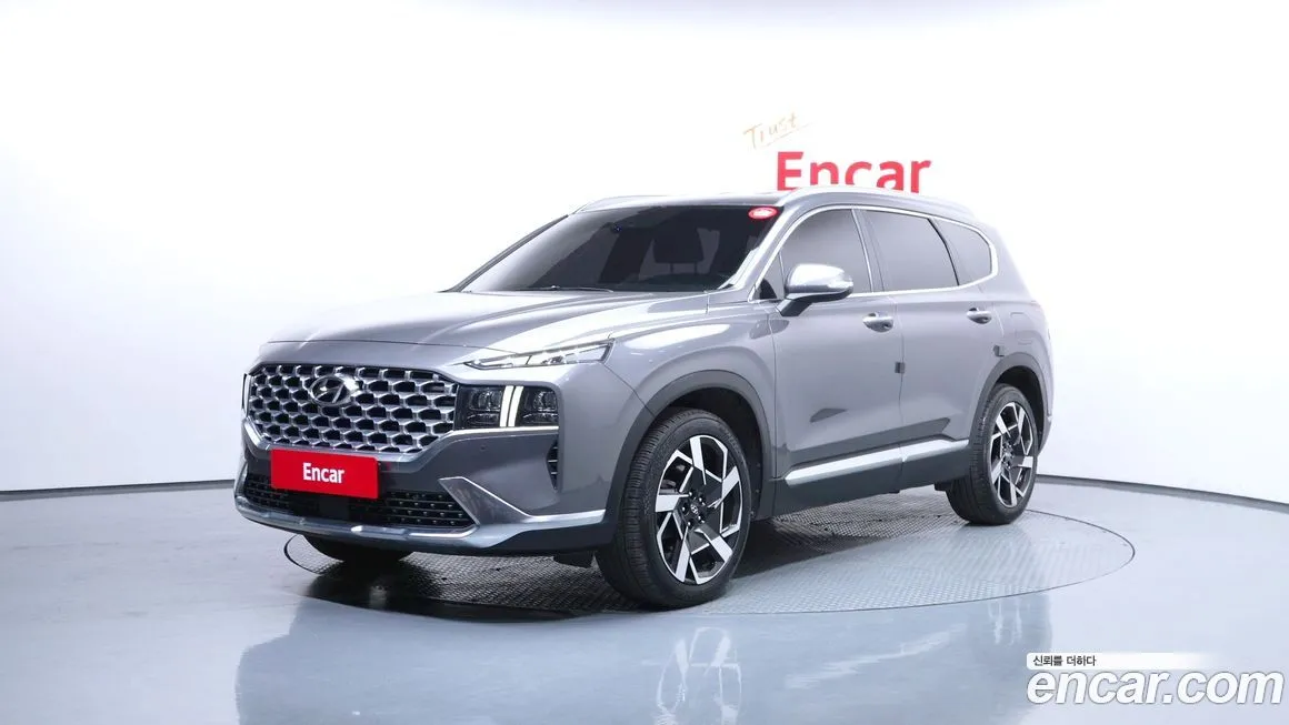 Hyundai Santafe — фото 1