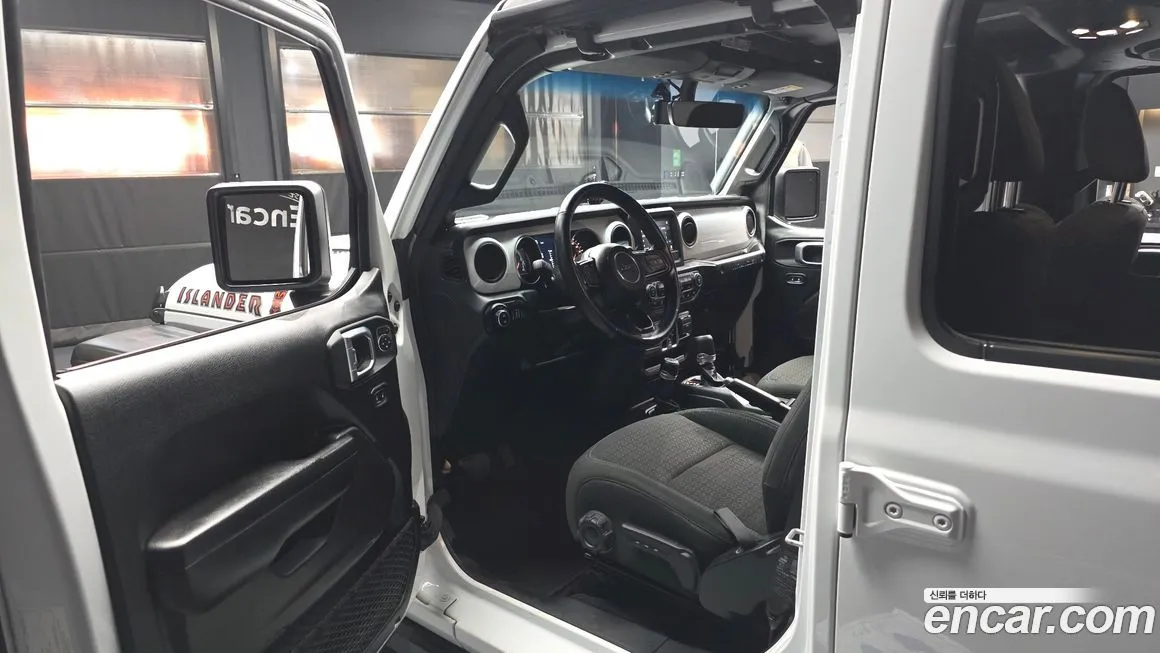 Jeep Wrangler 2021 из KR, фото 4