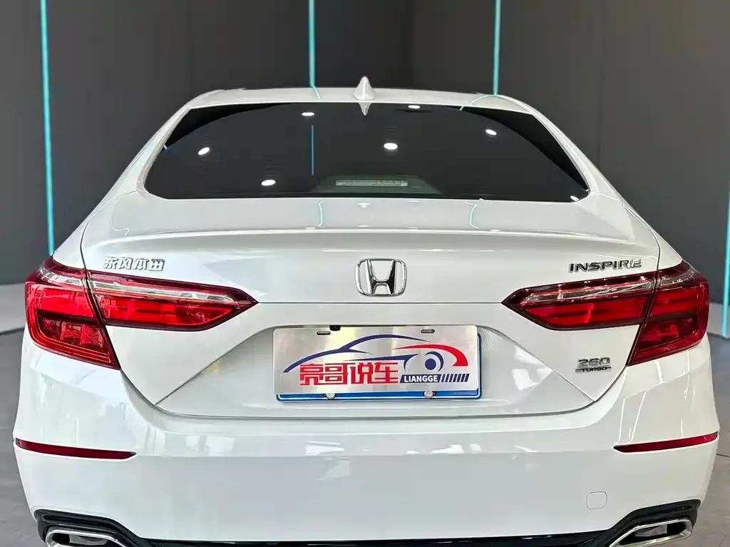 Honda Inspire — фото 5